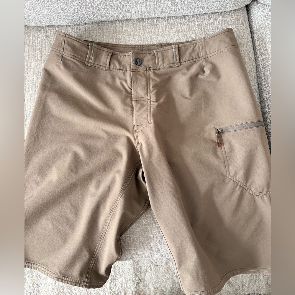 Lululemon Men's Cargo Shorts